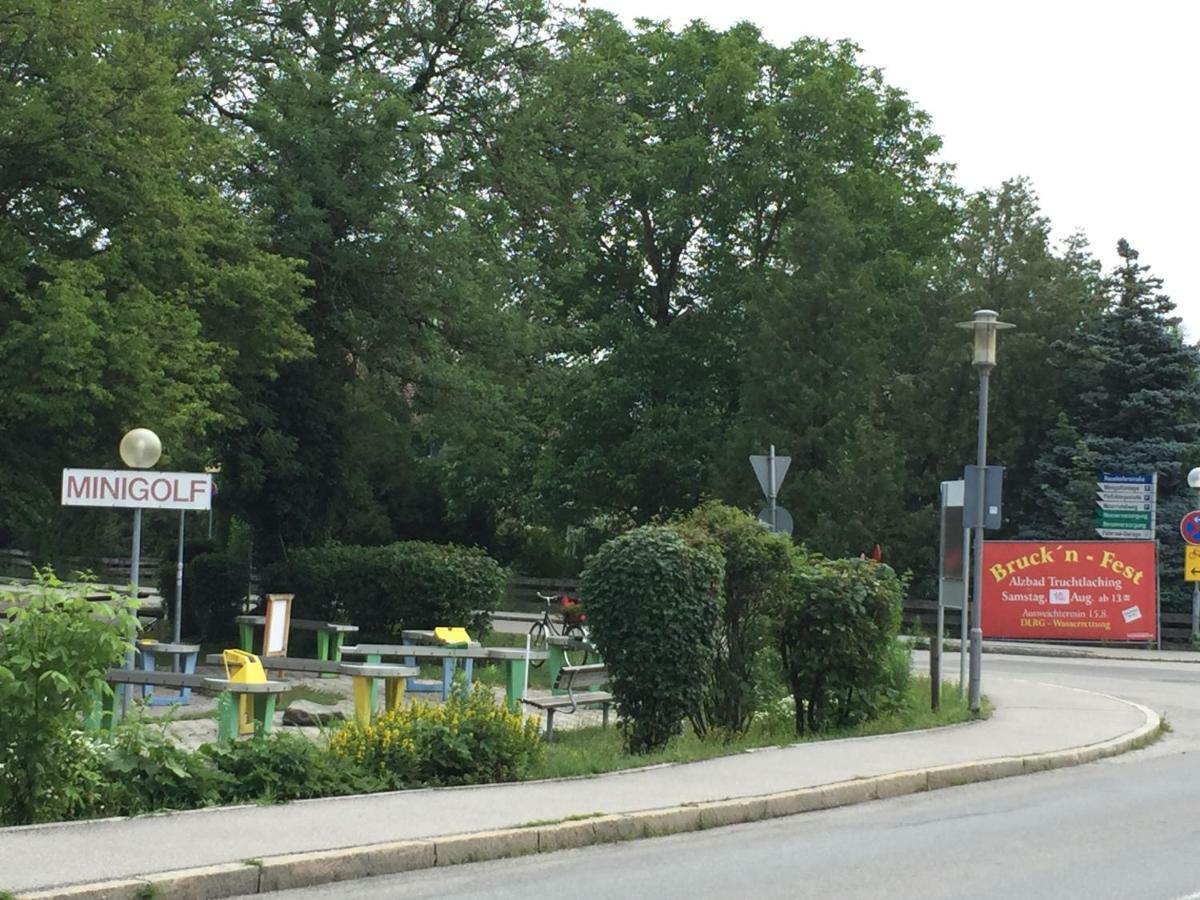 Ferienwohnung Seebruck Am Chiemsee ゼーオン・ゼーブルック エクステリア 写真